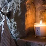 וילה Charming & Authentic Stone House La Brugna *