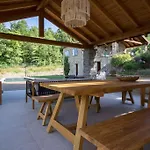 וילה Charming & Authentic Stone House La Brugna *