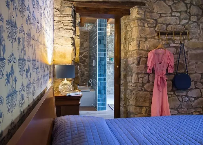 Charming & Authentic Stone House La Brugna Борго-Валь-ди-Таро