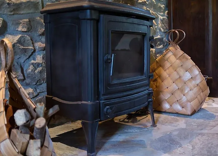 Charming & Authentic Stone House La Brugna Борго-Валь-ди-Таро